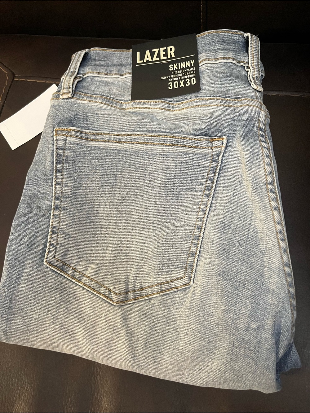 Lazer Men’s Skinny Jeans 30x30 Light Wash Distressed Ripped Denim NWT